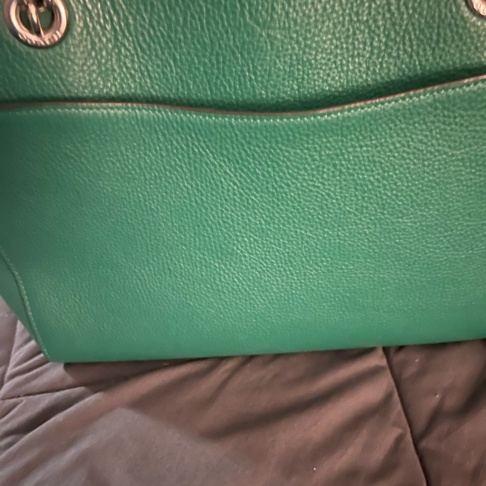 Coach Emerald Green Leather Shoulder Bag - Picture 3 of 16